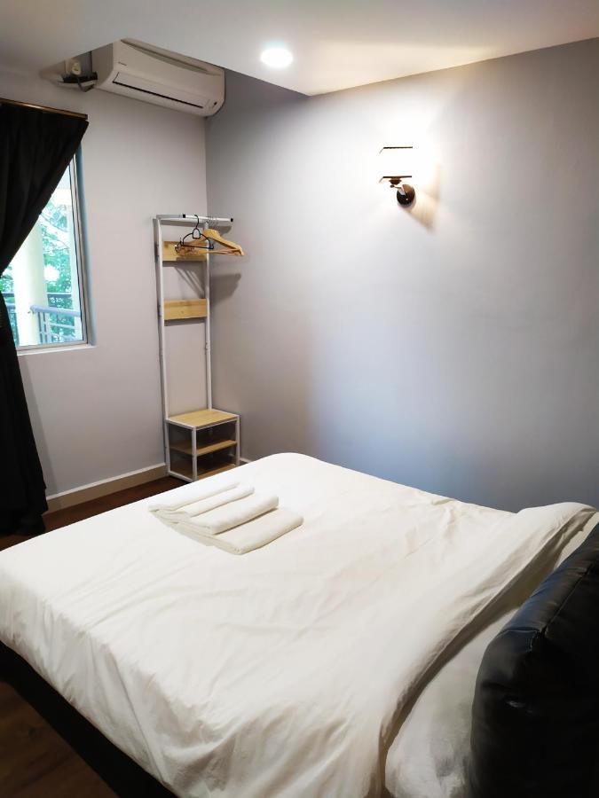 D'Ocean Homestay In Tiara Desaru Residence Экстерьер фото